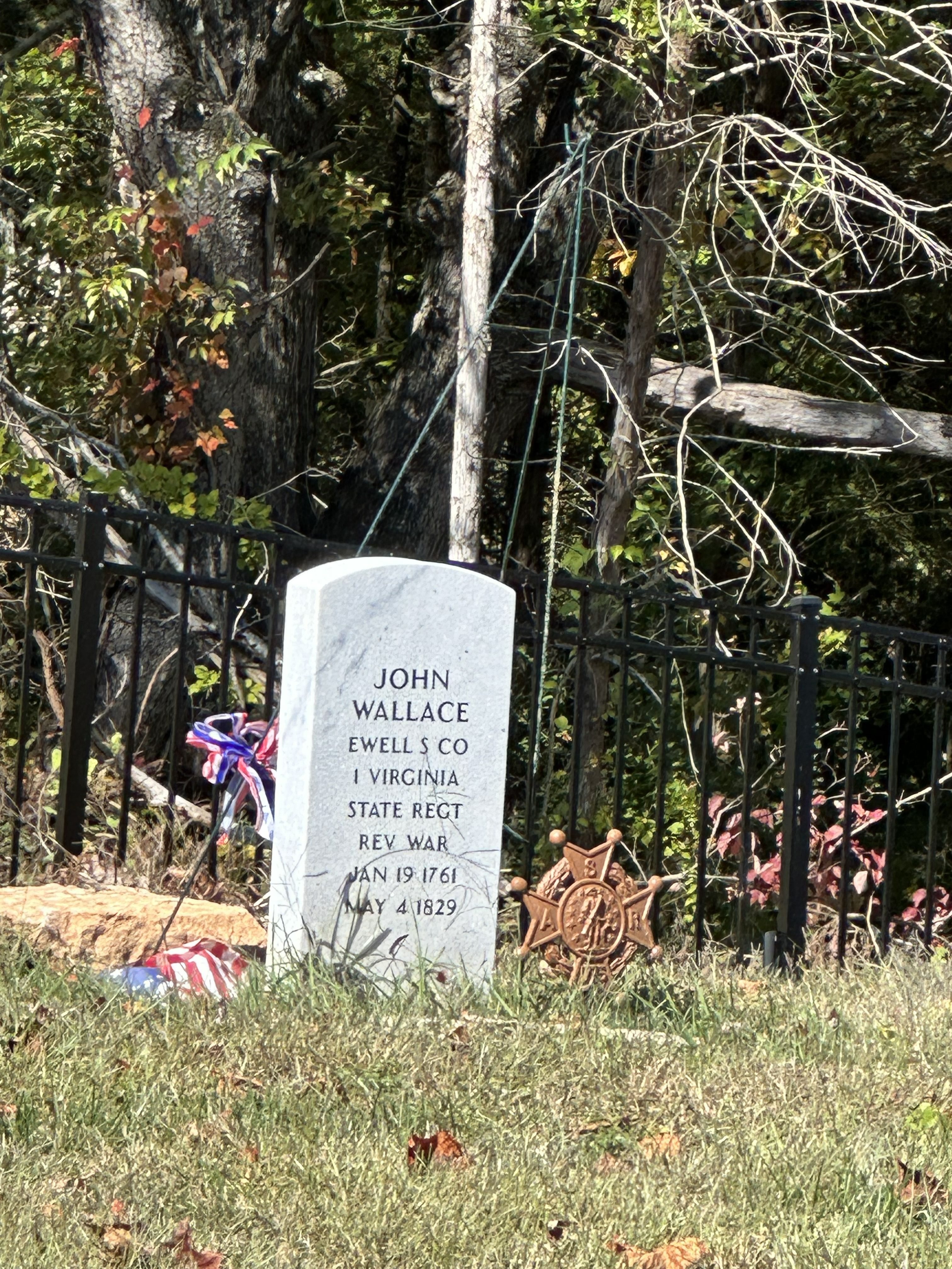 Modern military marker for John Wallace, Revolutionary War